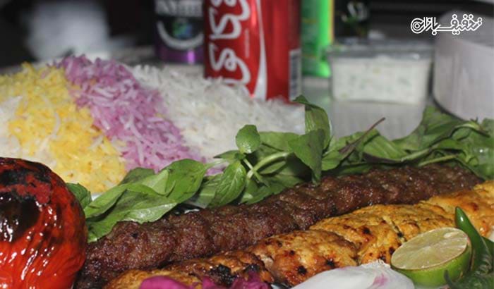 چلو کباب وزیری در رستوران سنتی هخامنش