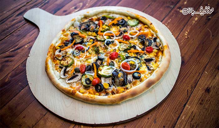 انواع پیتزاهای ایتالیایی و آمریکایی در فست فود راما
