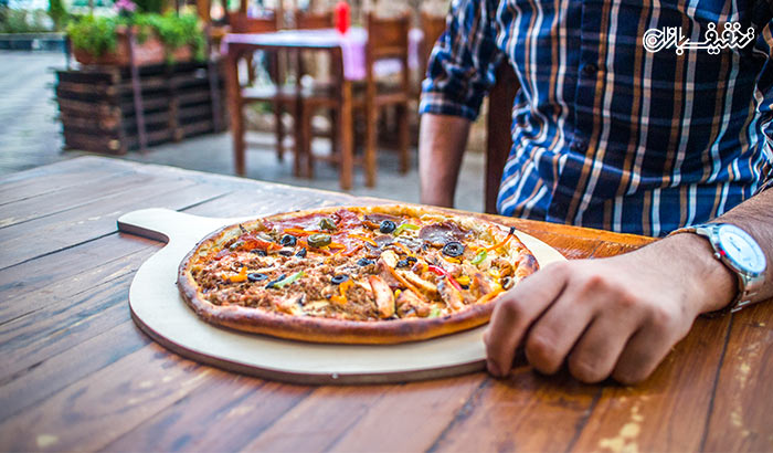پیتزا فور سیزن در پیتزا ایتالیایی راما