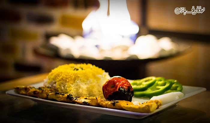 چلو جوجه کباب زعفرانی در مجموعه غذای ایرانی