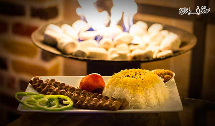 چلو کباب کوبیده ویژه در مجموعه غذای ایرانی