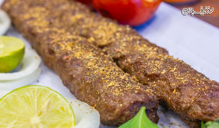 سفارش خوراک های ناب ایرانی نون و کباب هیزم