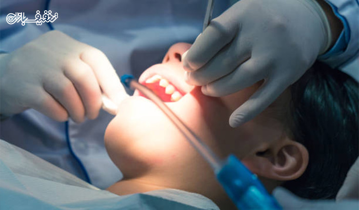 خدمات کشیدن و عصب کشی همراه با ترمیم دندان در مطب دندانپزشکی دکتر عباس بفروزفر