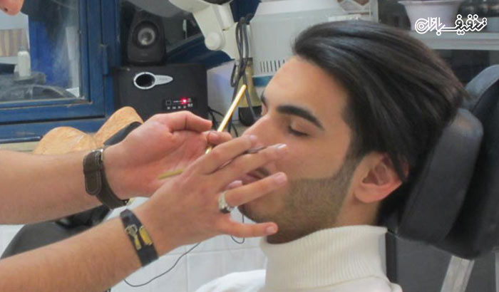 پاکسازی صورت و پکیج خدمات داماد در آرایشگاه مردانه زاوا