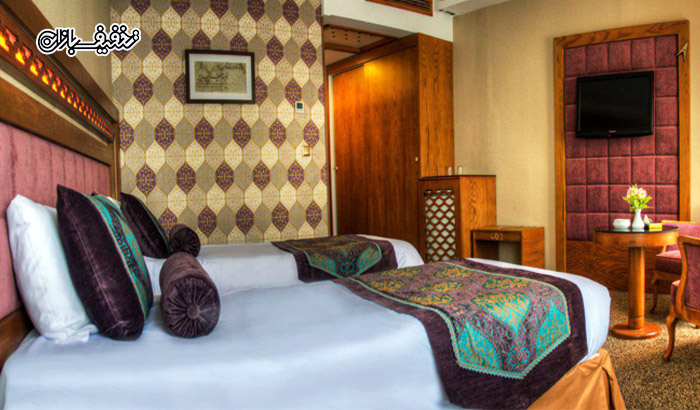 اقامت در هتل 4 ستاره آریوبرزن شیراز