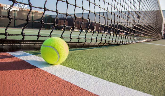 آموزش و تمرین تنیس در مجتمع تنیس علوم پزشکی شیراز