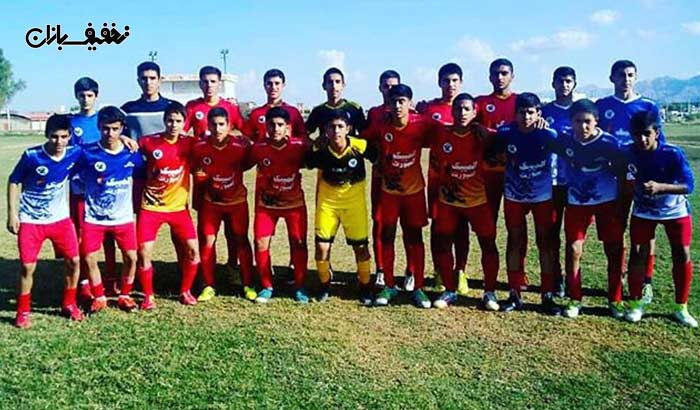 ثبت نام  ترم 3 ماهه تابستان بازی هیجان انگیز فوتبال در مدرسه فوتبال و باشگاه خلیج فارس شیراز 