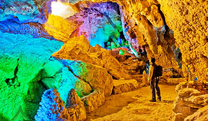 تور جذاب کاشان، ابیانه، محلات و غار زیبای چال نخجیر با آژانس سیر فارس ویژه نوروز 98