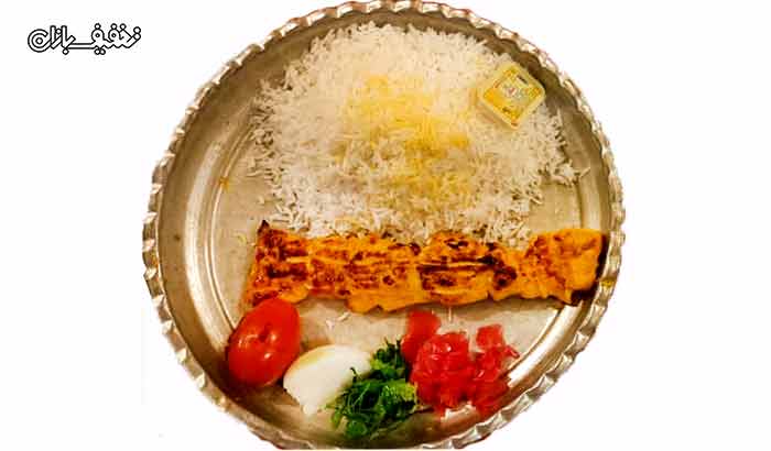 سفارش از منوی غذاهای ایرانی در رستوران بهاران 