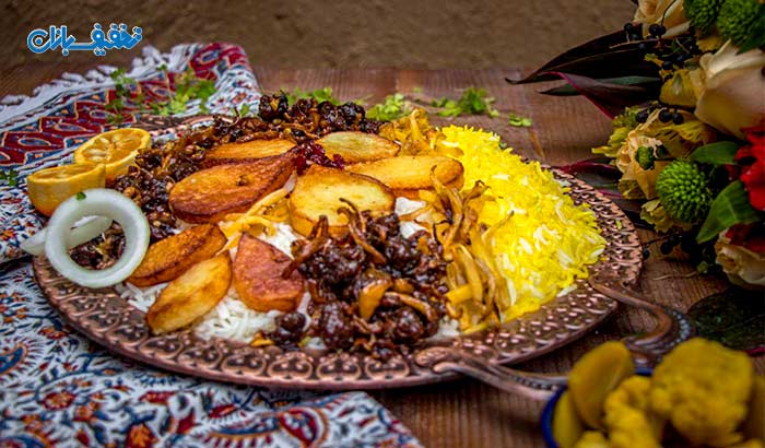 نهار و شام سنتی و اصیل شیرازی در هتل سنتی ترنجستان