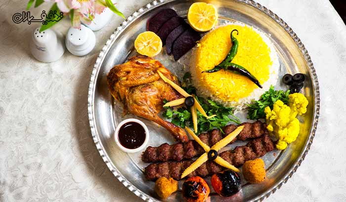 سینی های دو و سه نفره غذاهای ایرانی و فرنگی هتل تالار 