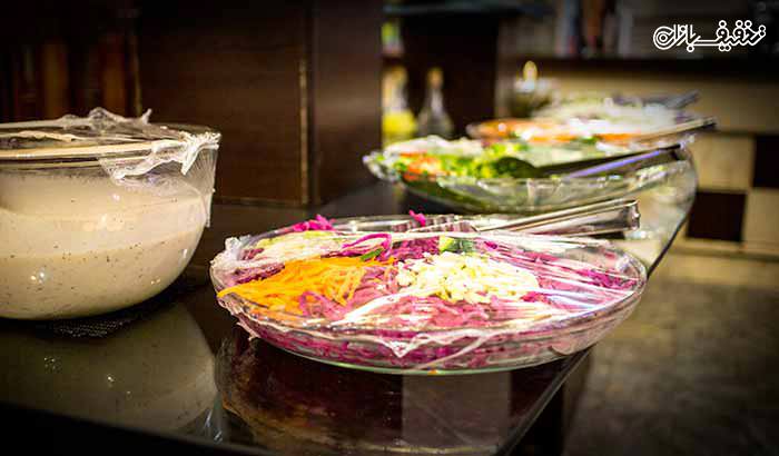 چلو کباب طلایی در رستوران سنتی درویش