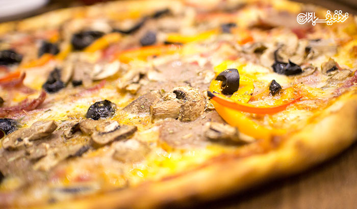 پیتزای مخصوص دیدار در فست فود ایتالیایی دیدار