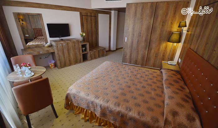 یک شب رویایی با اقامت در هتل ۴ ستاره پولاد کف